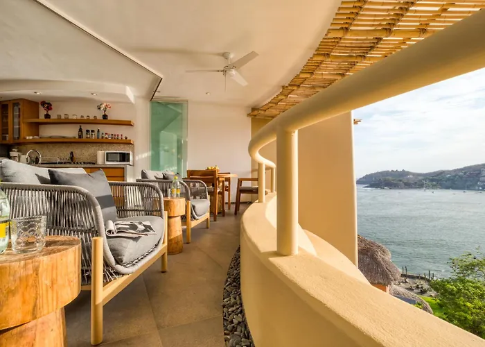 Kaukan By Tasman Zihuatanejo