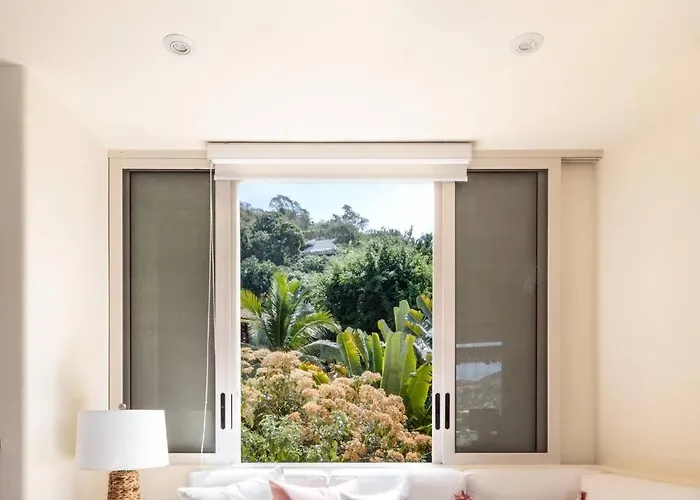 Kaukan By Tasman Zihuatanejo
