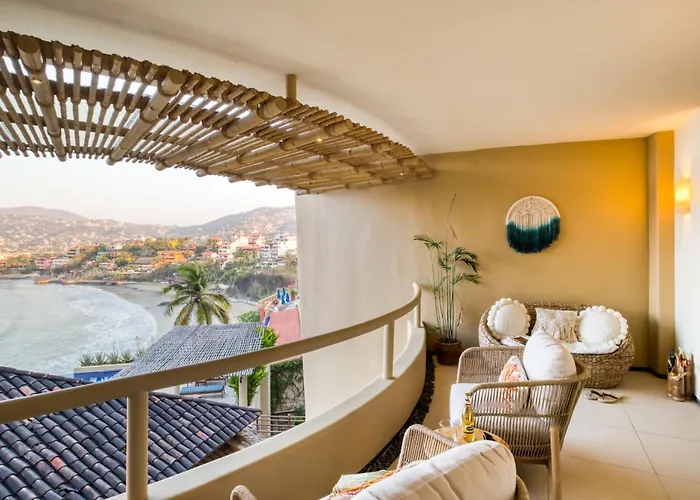 Kaukan By Tasman Villa Zihuatanejo